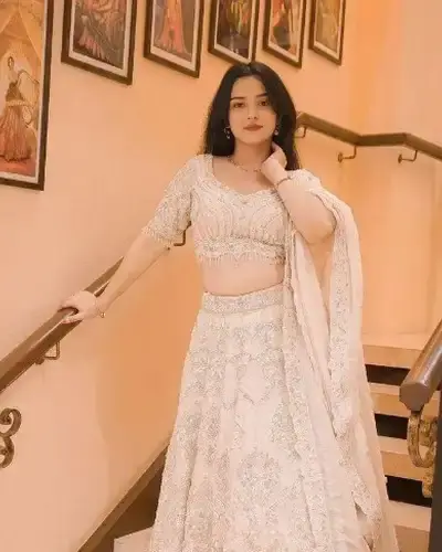 Escort Bhabhar